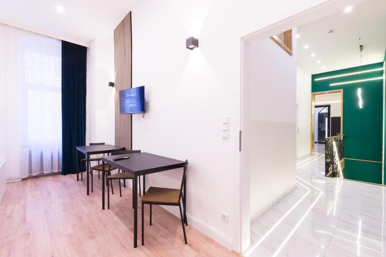 Hevals Spa & Design Apartment Berlin Exteriör bild